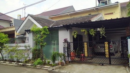 Rumah Bagus 1 Lantai di Pondok Gede.