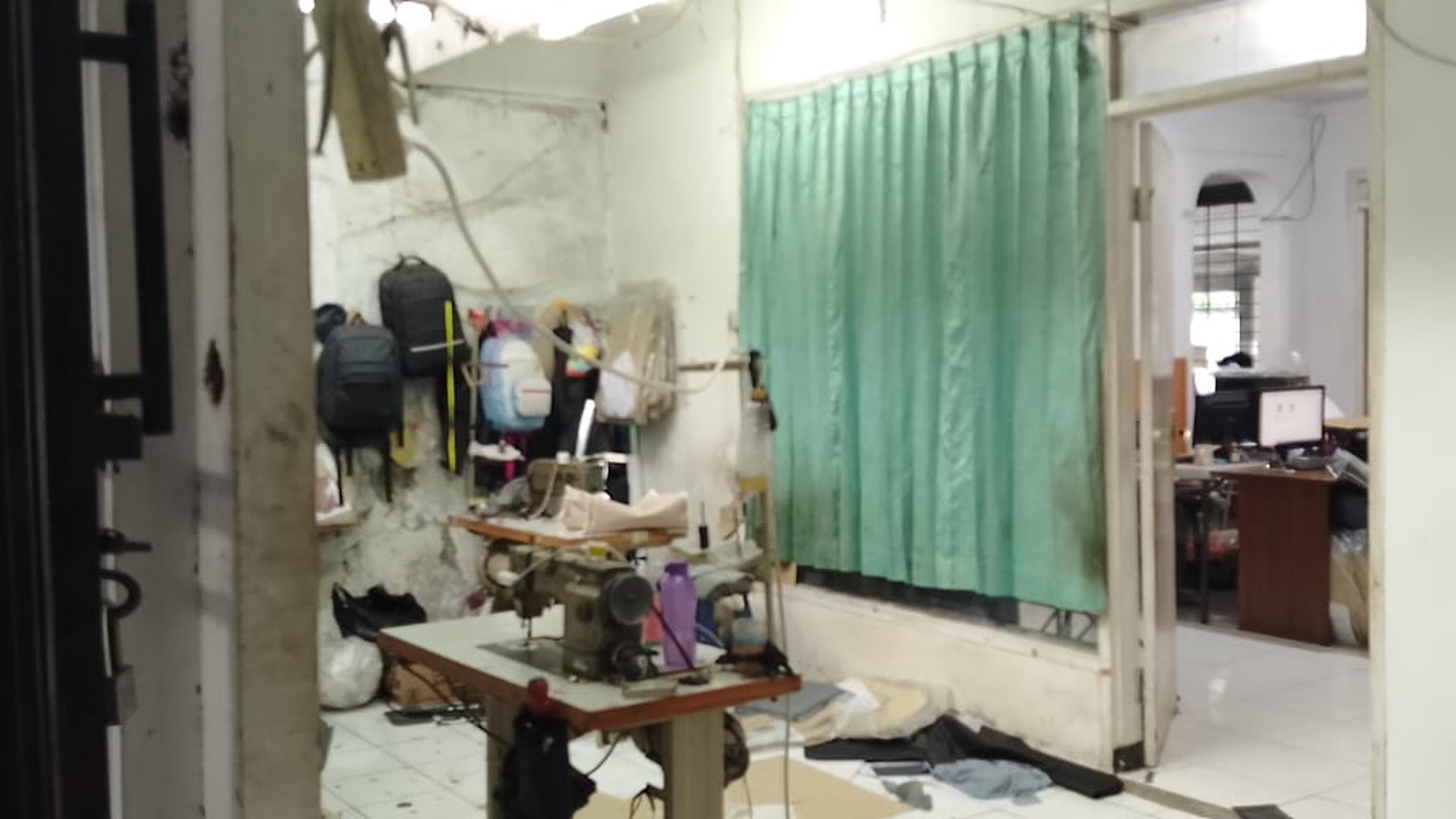 Rumah Hitung Tanah Area Cipete