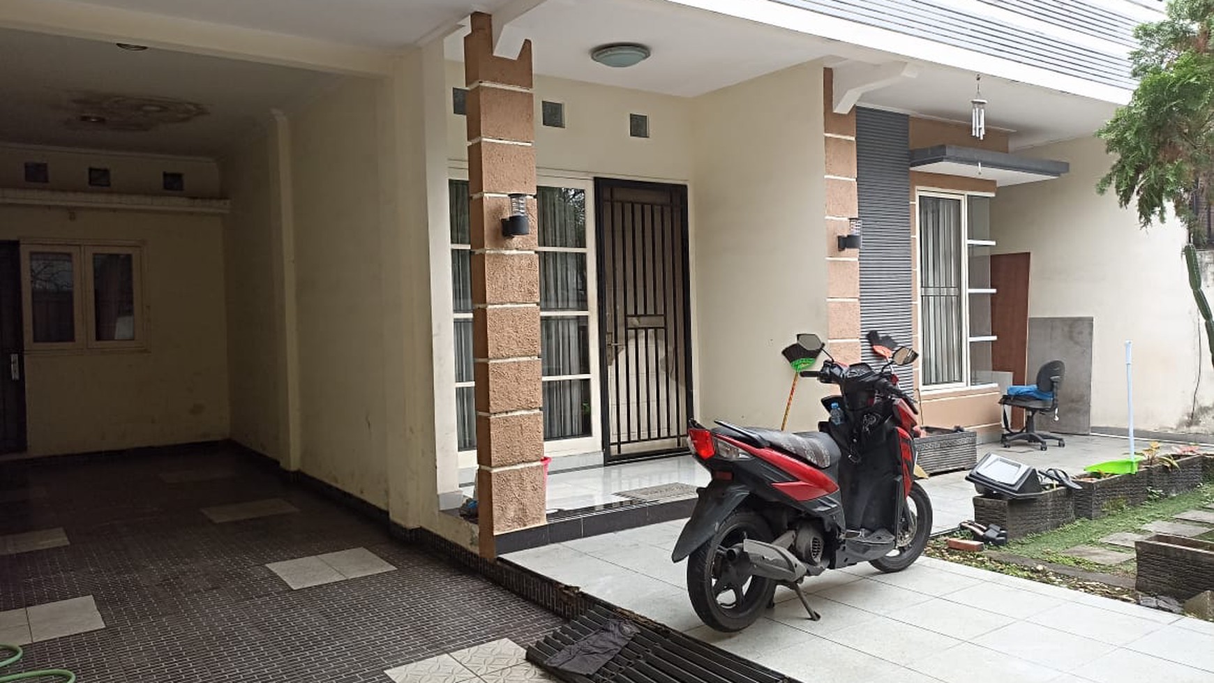 Dijual Rumah 2 Lantai Siap Huni dengan Hunian Asri @BSD