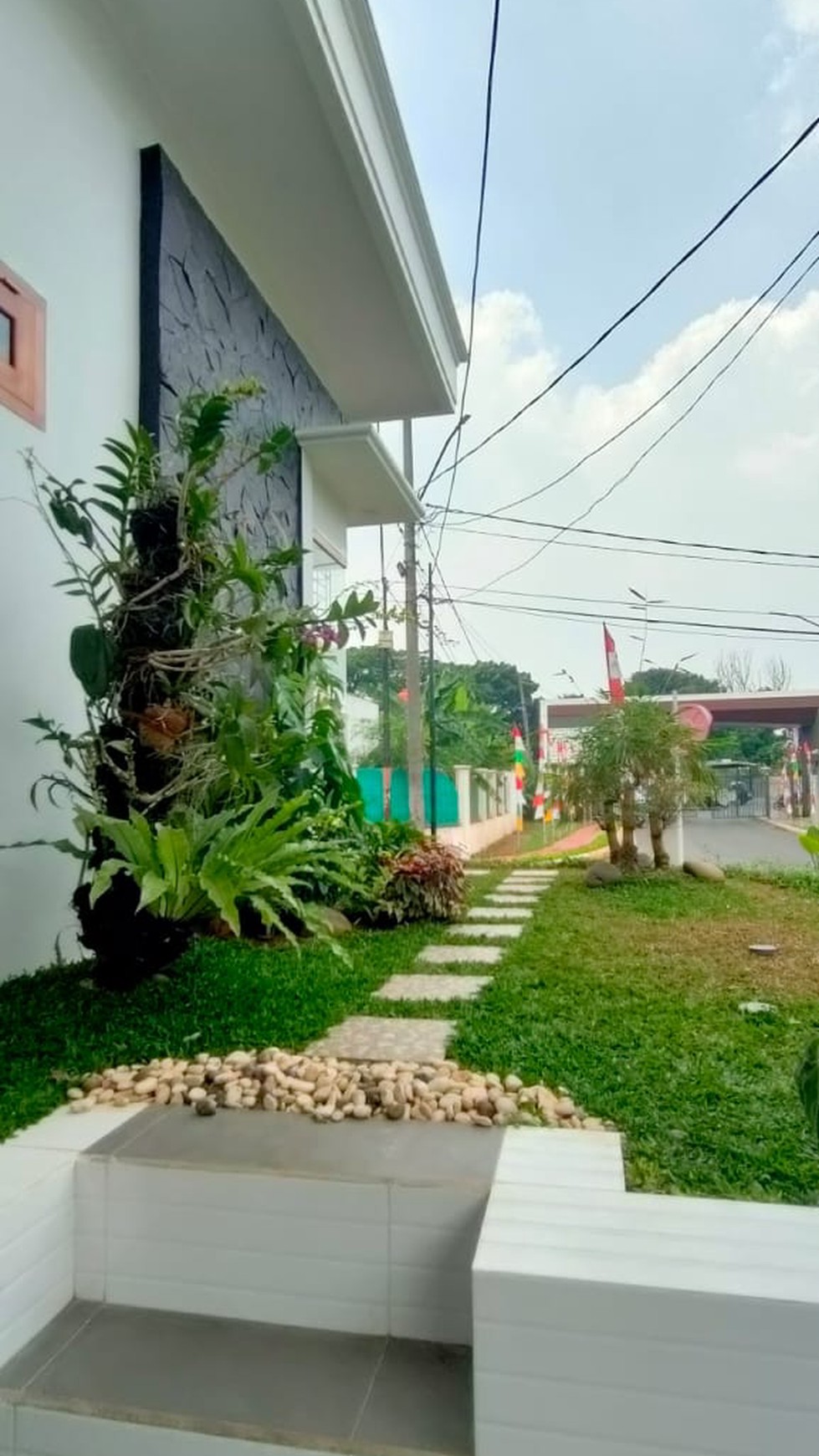 Rumah Sewa Ideal di Graha Raya Bintaro Jaya - Luas dan Nyaman!