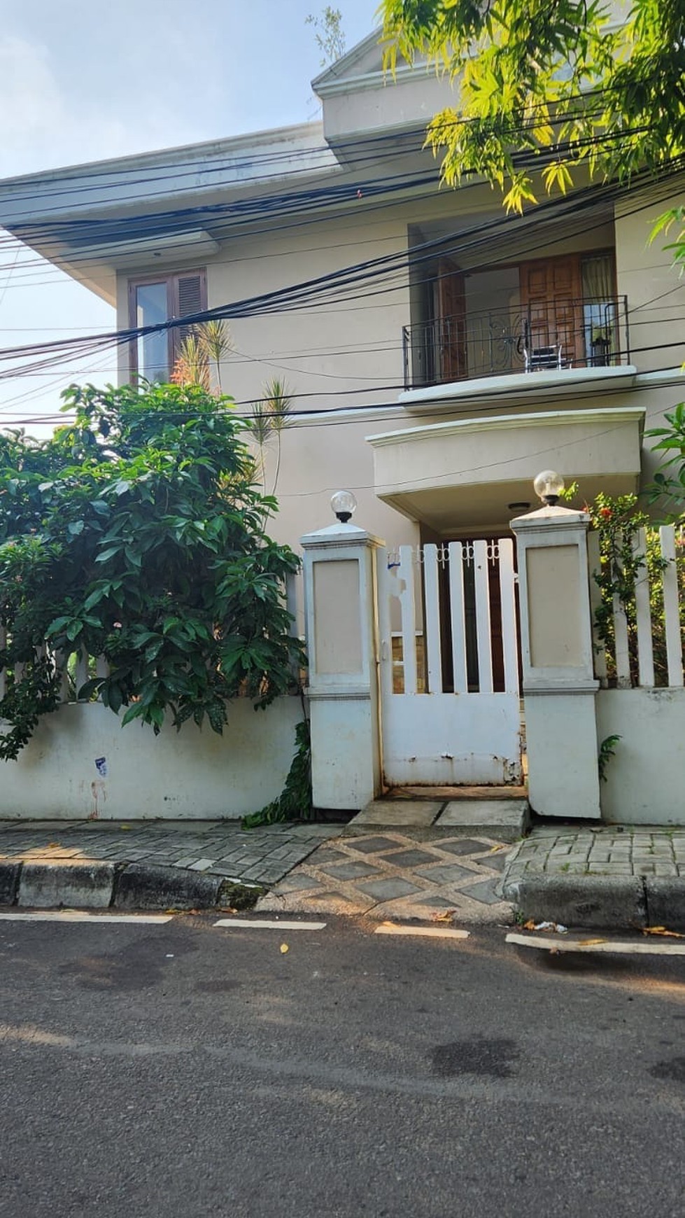 Dijual Rumah Mewah di Cempaka Putih, Jakarta Pusat