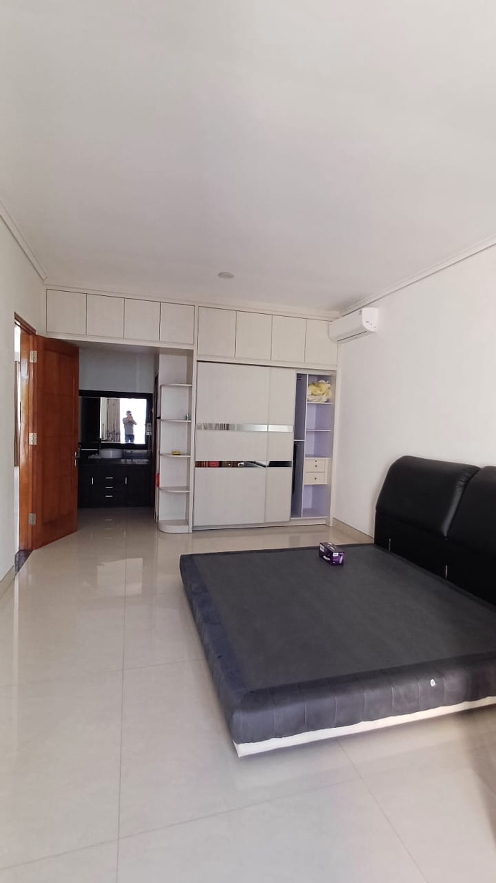 Dijual Rumah Rayan Regency Wiyung  - Luas 316 M2 - Spesial 2 Akses Jalan  Graha Family, Dian Istana Wiyung Surabaya