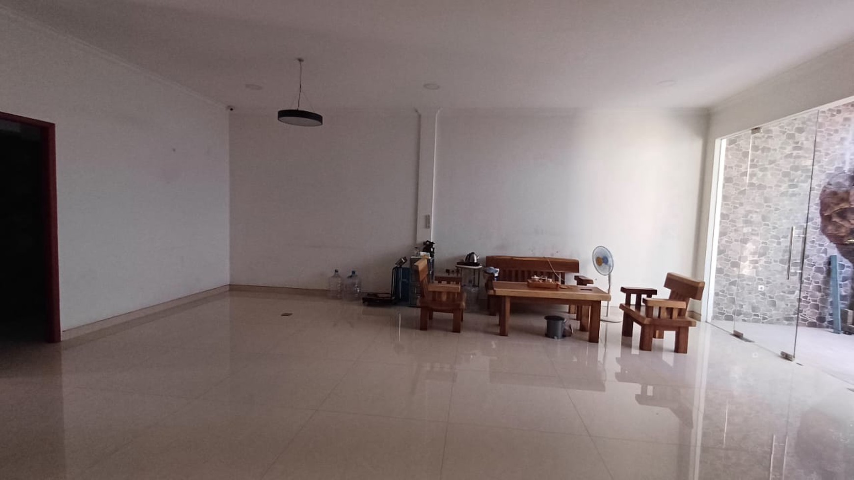 Dijual Rumah Rayan Regency Wiyung  - Luas 316 M2 - Spesial 2 Akses Jalan  Graha Family, Dian Istana Wiyung Surabaya