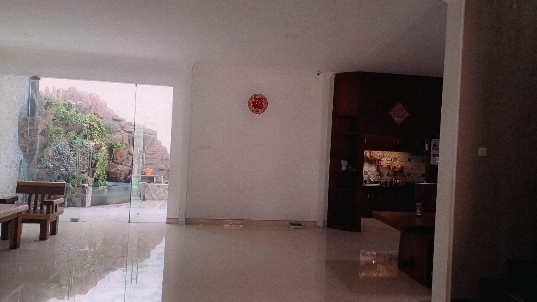 Dijual Rumah Rayan Regency Wiyung  - Luas 316 M2 - Spesial 2 Akses Jalan  Graha Family, Dian Istana Wiyung Surabaya