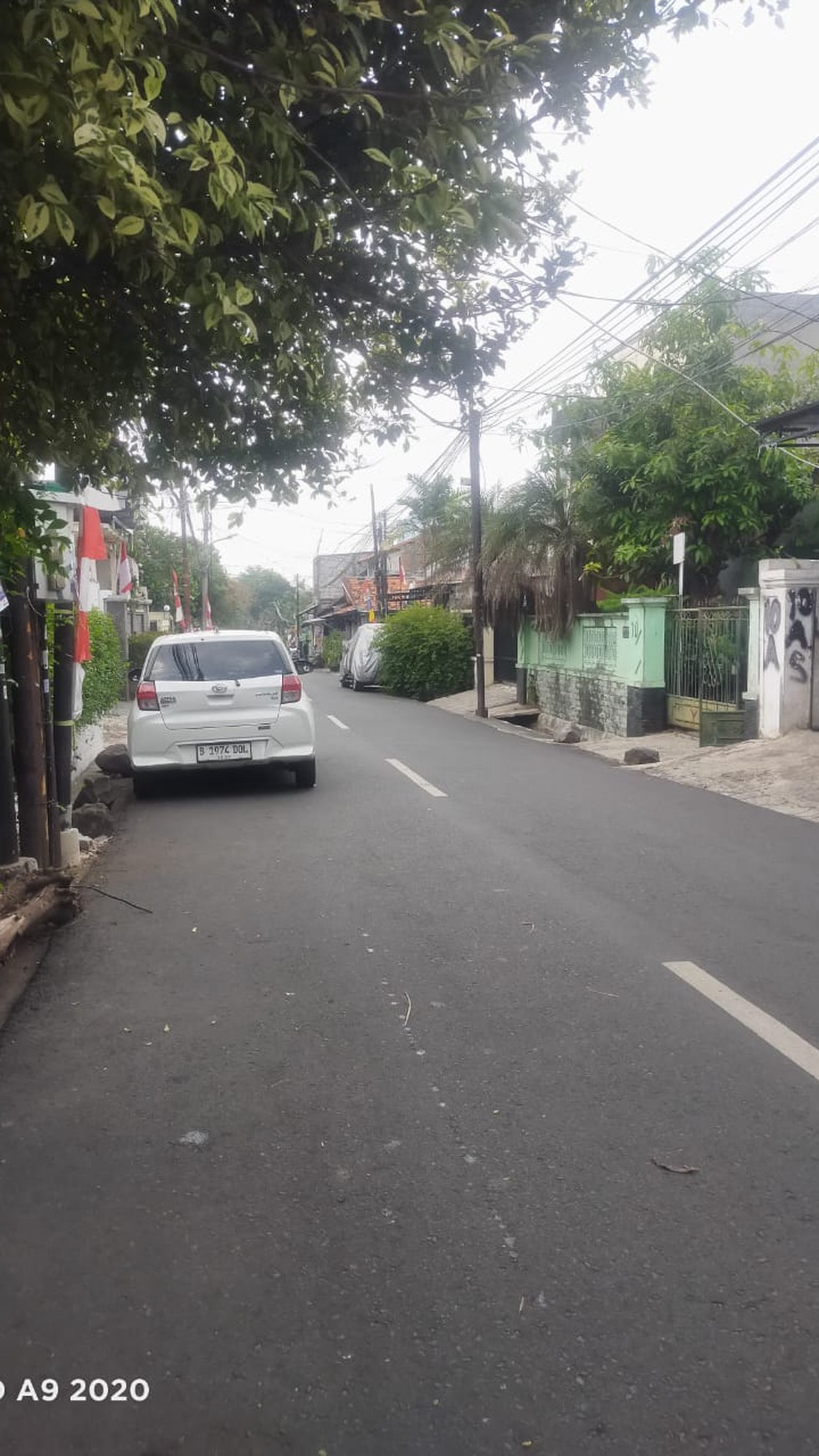 Dijual Rumah Terawat siap huni  Lingkungan tenang di Jl Mampang Prapatan Jakarta Selatan  Jl lebar 2 mobil full Cocok untuk usaha kos2an dll