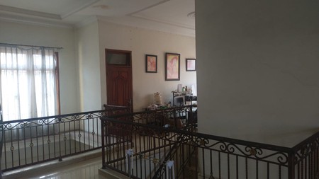 Di Jual Rumah   di Jl  Anggrek Rosdiana Kemanggisan Jakarta Barat