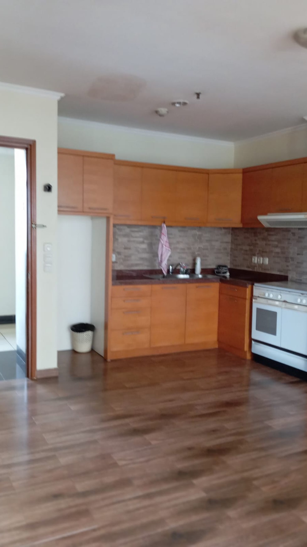 For sale  Apartment  Pondok Klub Villa TB Simatupang, Jakarta Selatan