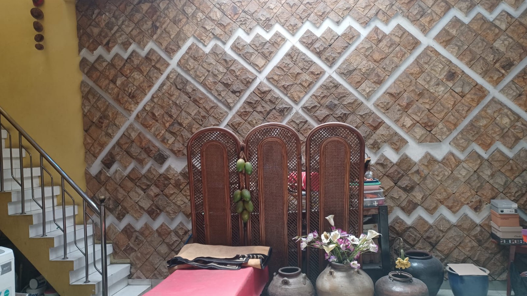 Rumah Asri Semi Furnished di Sayap Turangga Bandung