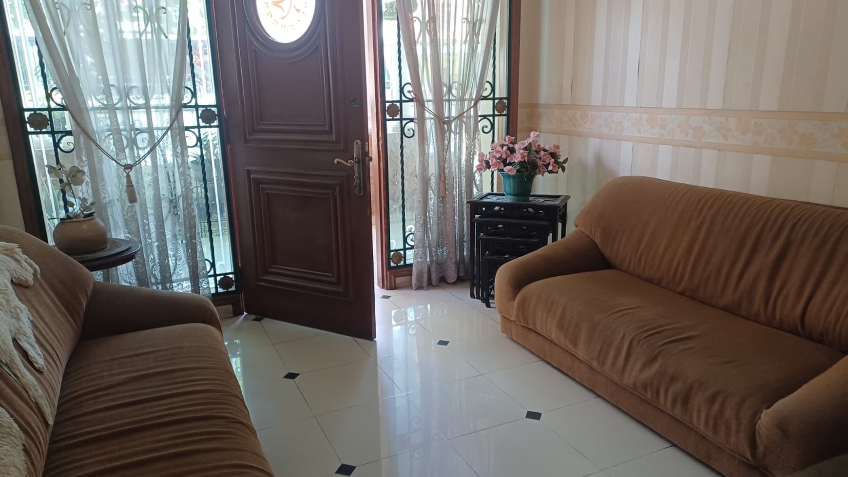 Rumah Asri Semi Furnished di Sayap Turangga Bandung