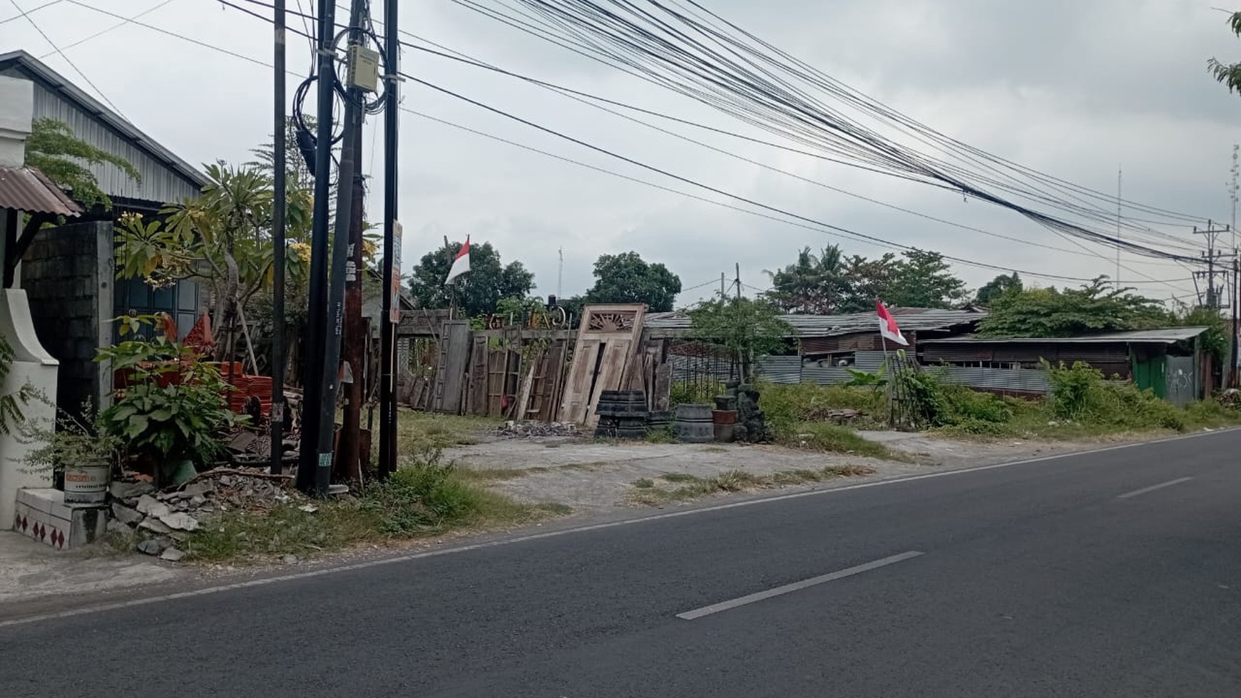 Gudang Dengan Luas Tanah 920 Meter Persegi Lokasi Sewon Bantul 