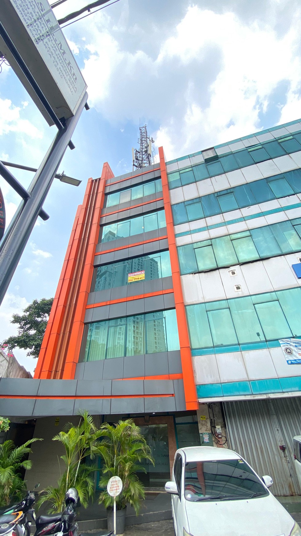 Rumah Hitung Tanah Area Cipete