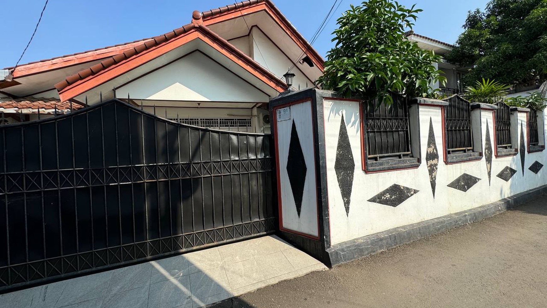 Rumah Hitung Tanah Area Cipete