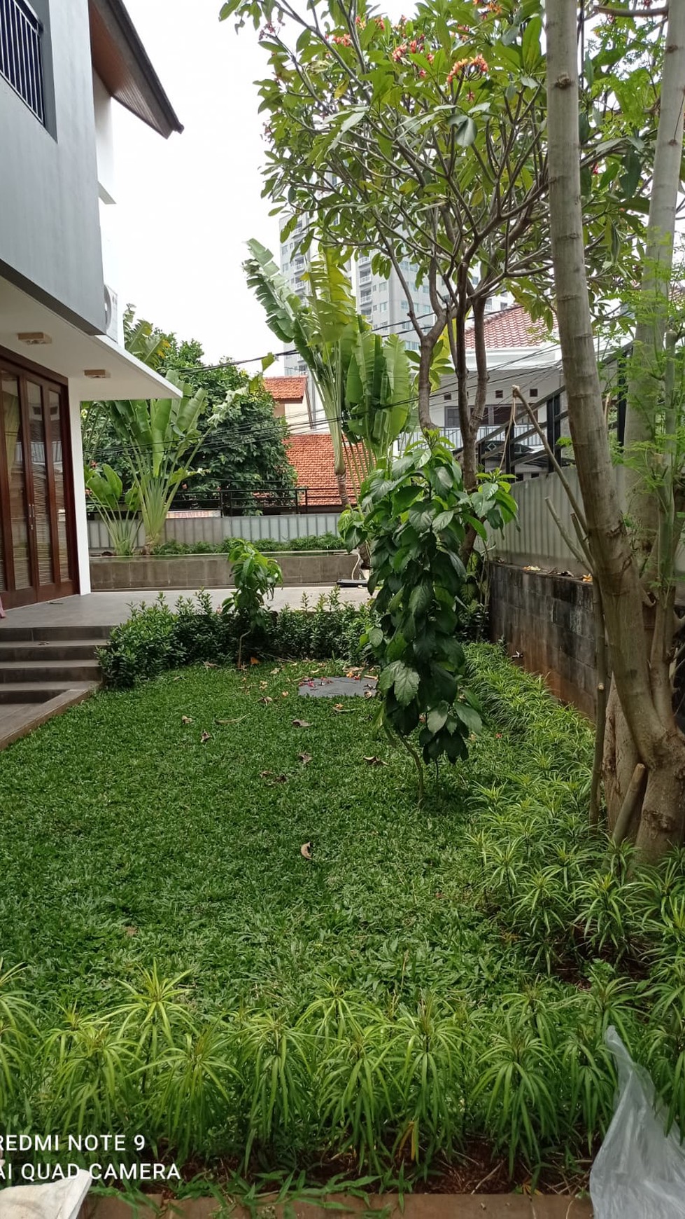 Rumah mewah dengan pool cilandak barat, jaksel