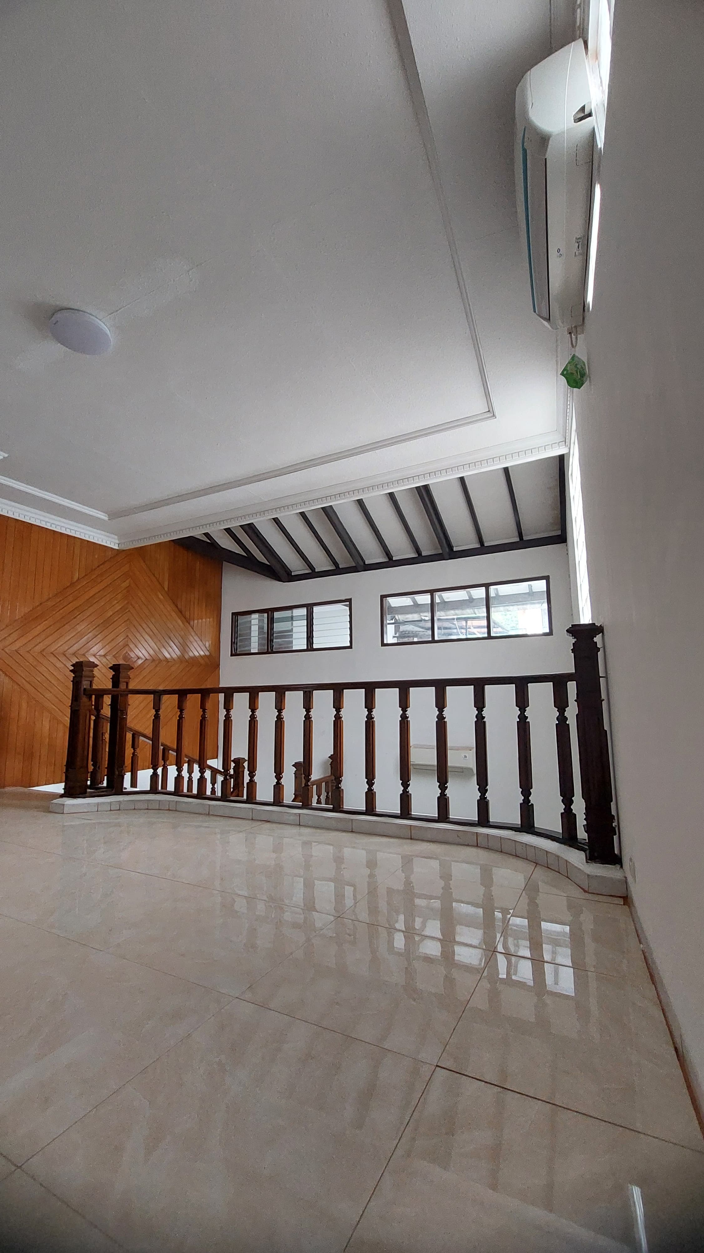 RUMAH DISEWA JALAN CIBULAN KEBAYORAN BARU JAKARTA SELATAN