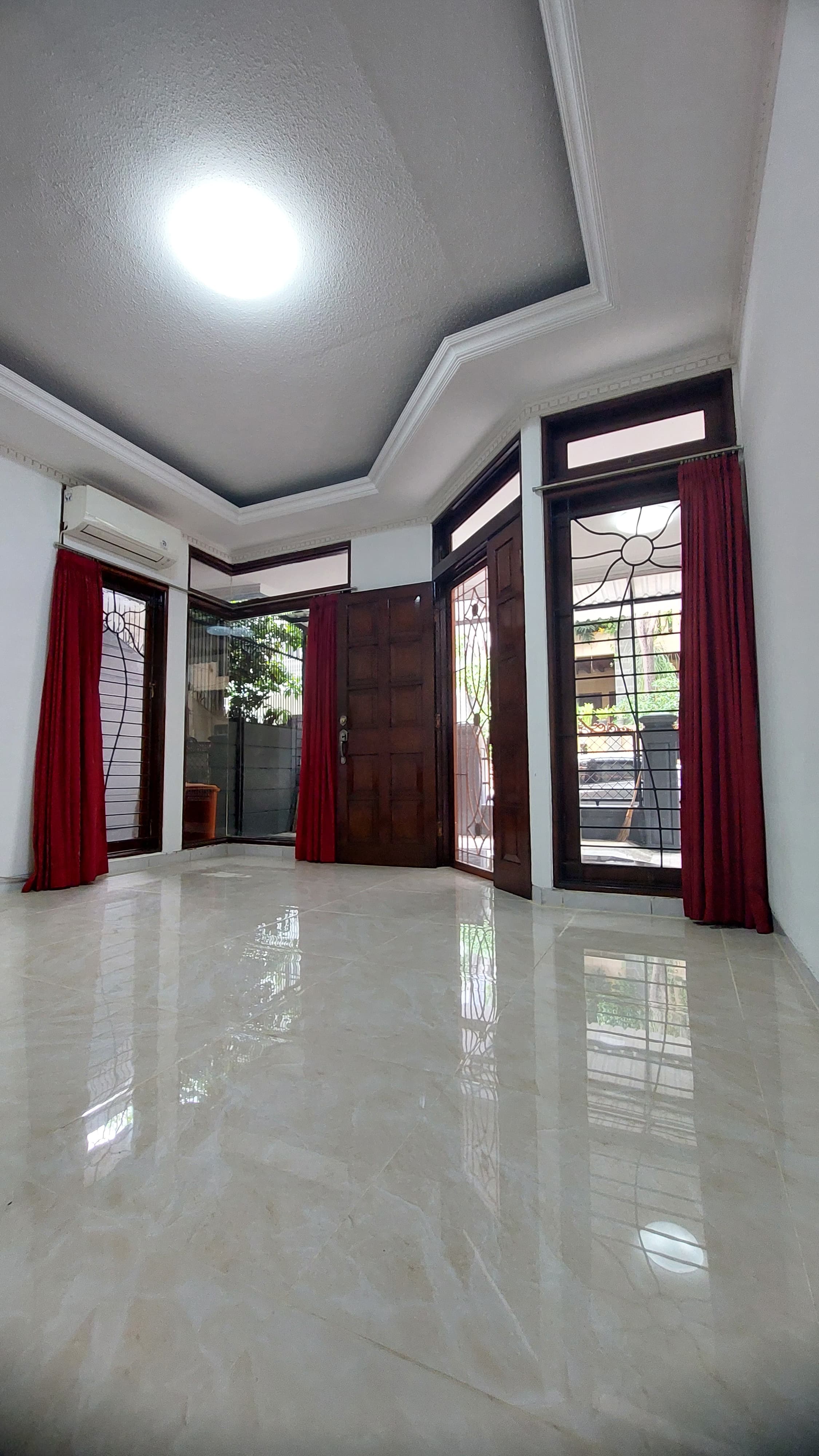 RUMAH DISEWA JALAN CIBULAN KEBAYORAN BARU JAKARTA SELATAN