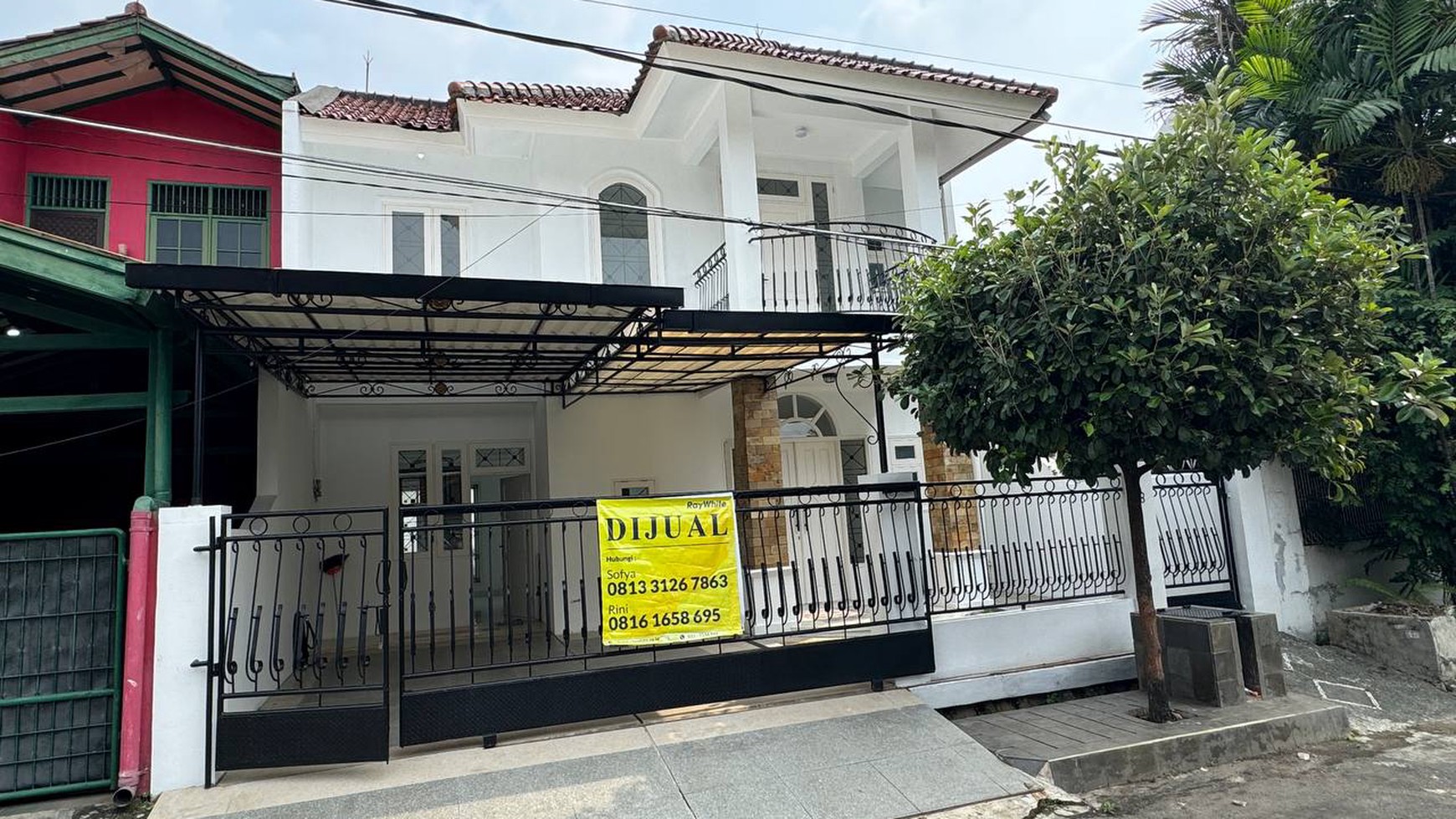 Cinere wisma cakra rumah halaman luas american style