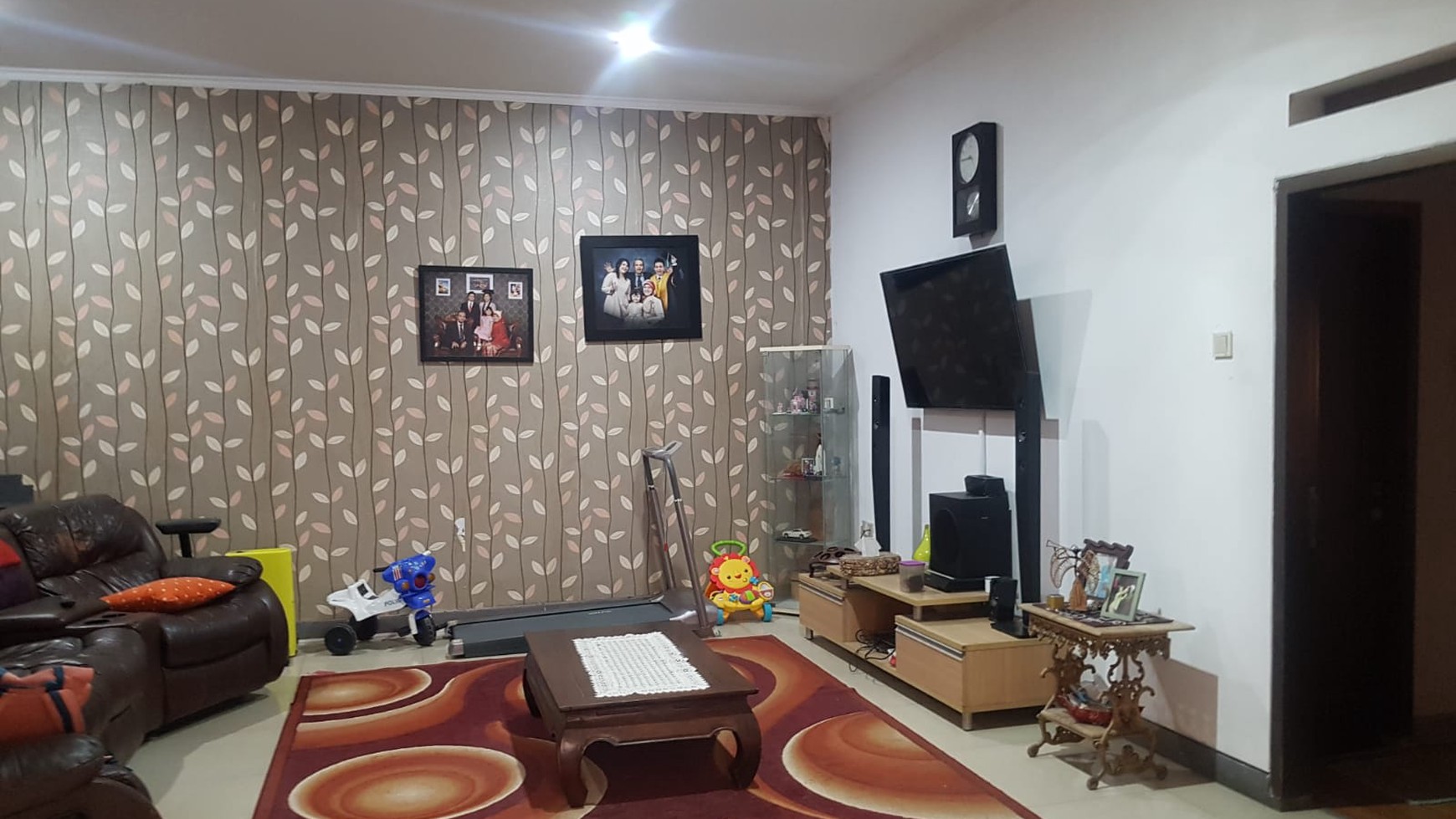 Rumah Asri Semi Furnished di Sayap Pasteur Bandung