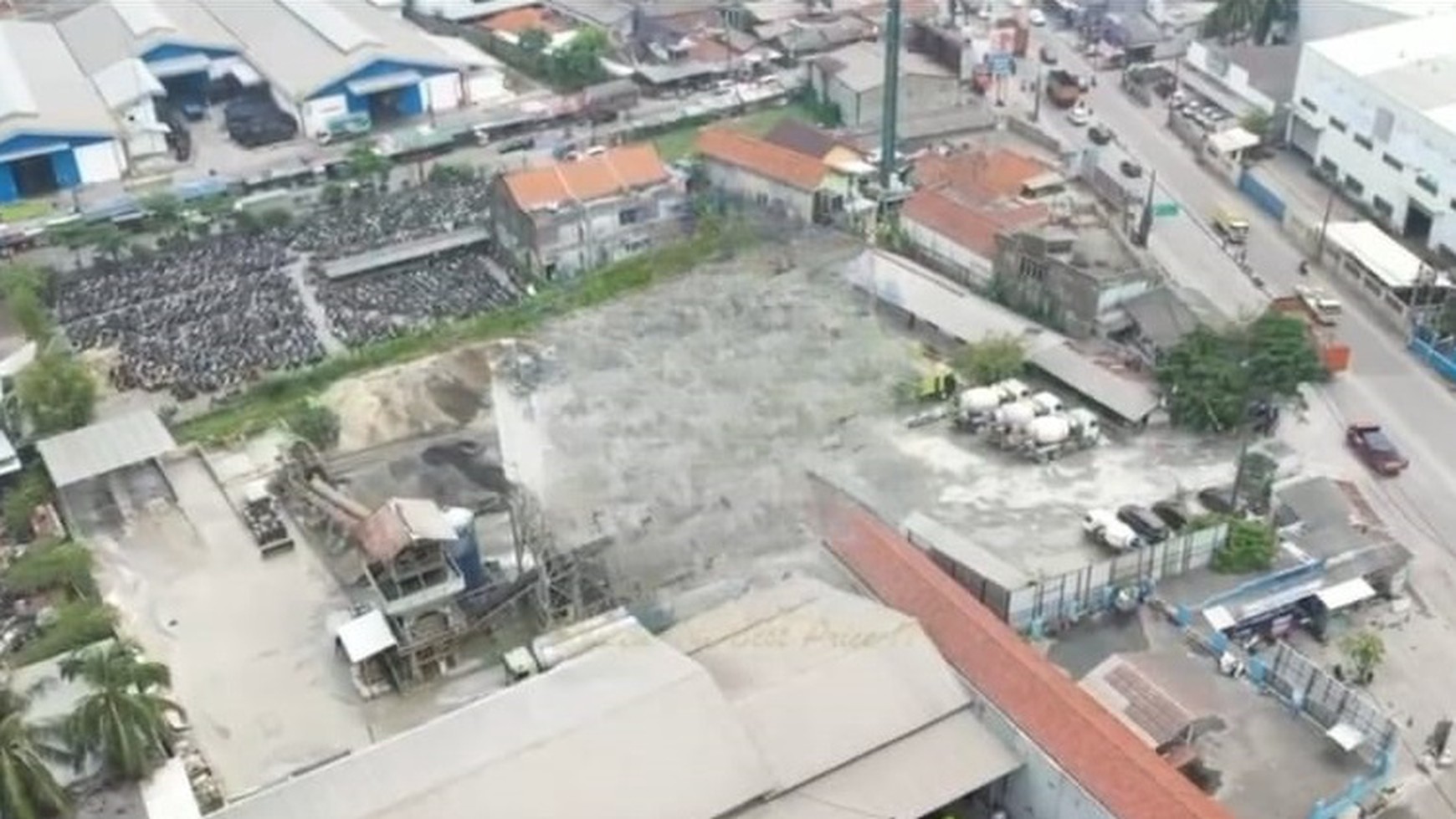 Tanah Zona Industri di Jalan Raya Pantura Balaraja Tangerang Dijual dengan Harga Menarik