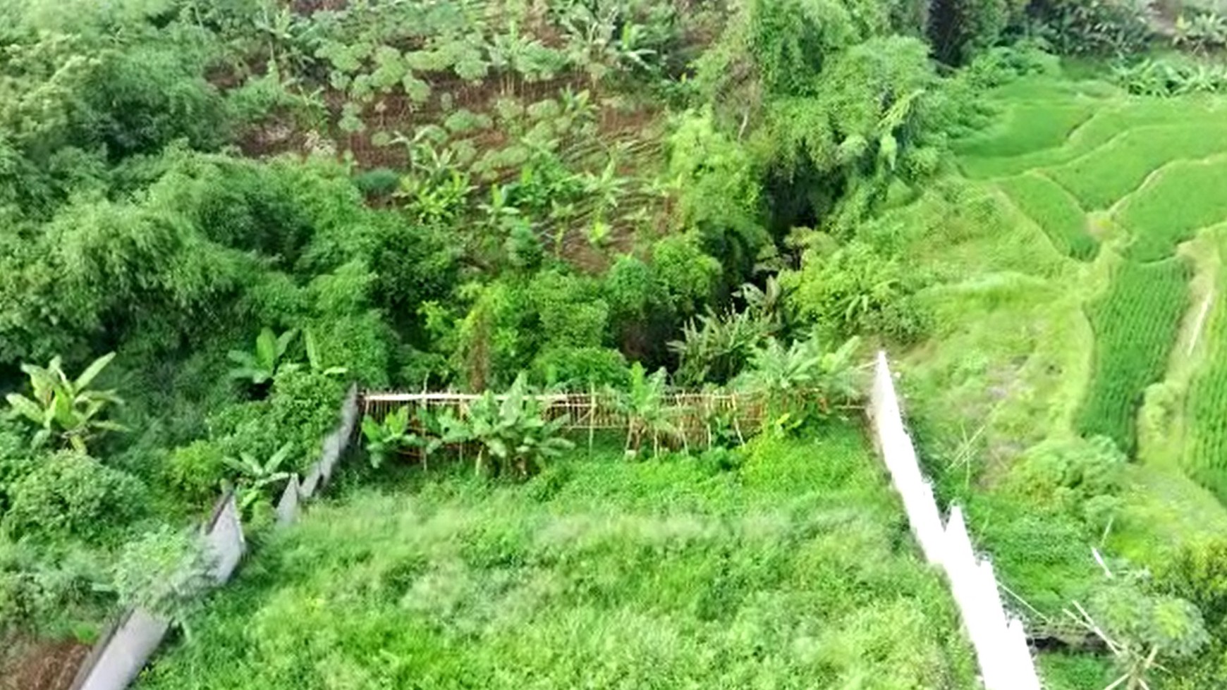 Tanah Siap Bangun di Mainroad Cipeundeuy Padalarang