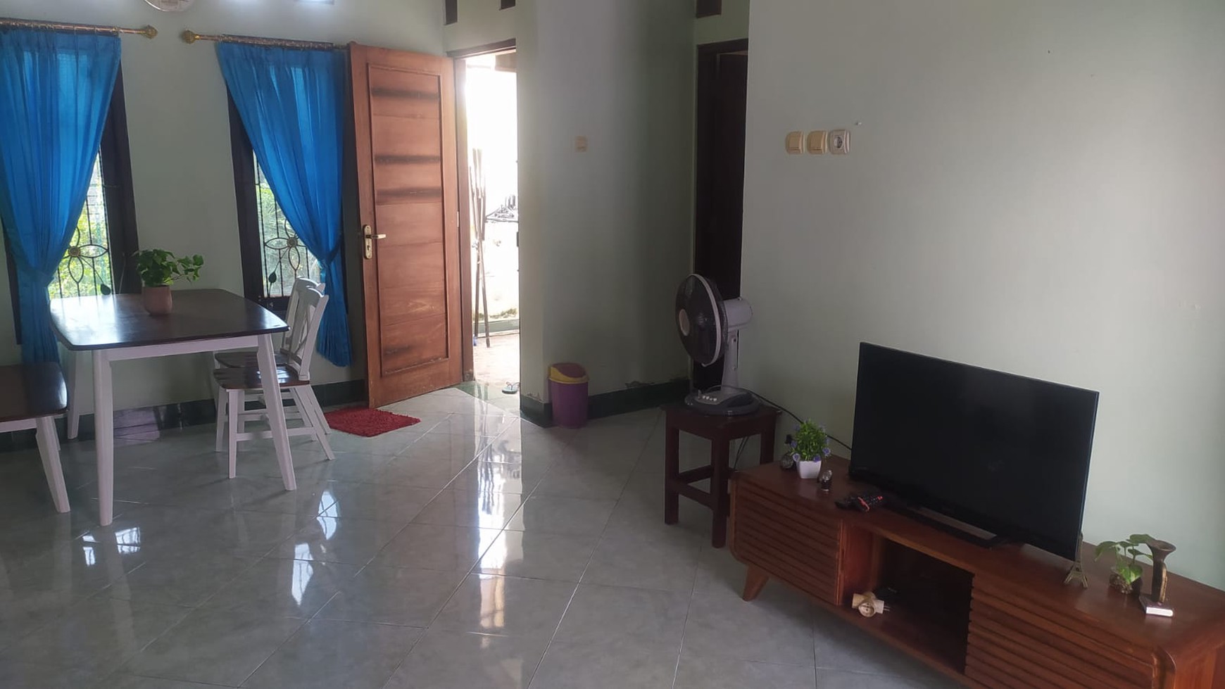 Rumah 2 Lantai Furnish Di Perumahan Royale Village Daerah Nogotirto Gamping