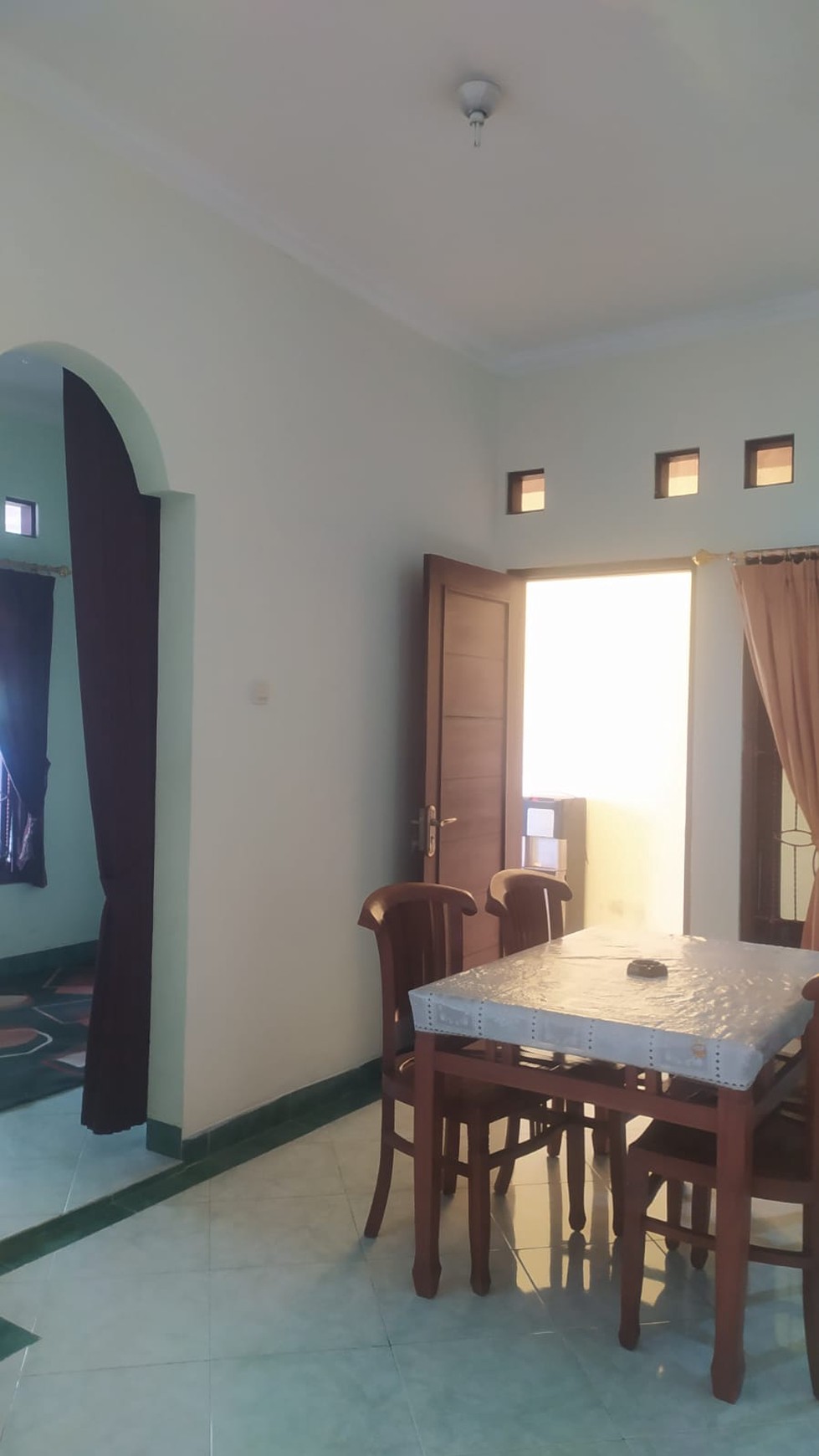 Rumah 2 Lantai Furnish Di Perumahan Royale Village Daerah Nogotirto Gamping