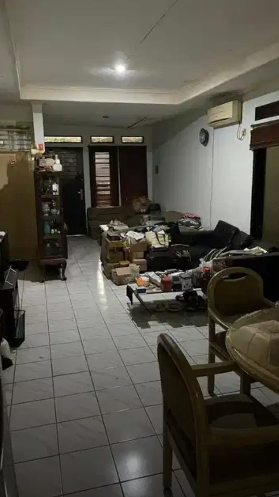 Rumah lokasi strategis Bumi Bintaro Permai(perlu renov) di Jaksel, lingkungan nyaman keamanan 24 jam, tidak banjir