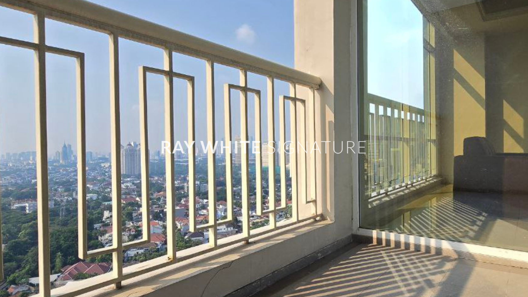 Dijual Apartement Botanica 2 Bdr kondisi full furnished