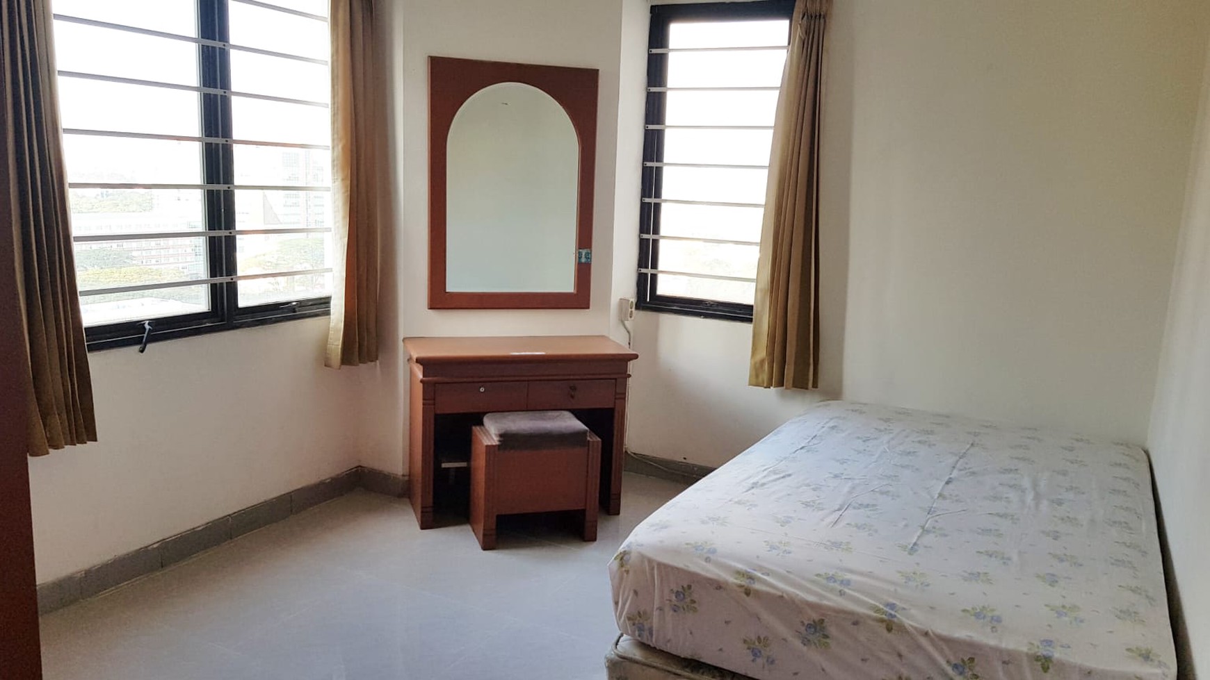 Rumah Hitung Tanah Area Cipete