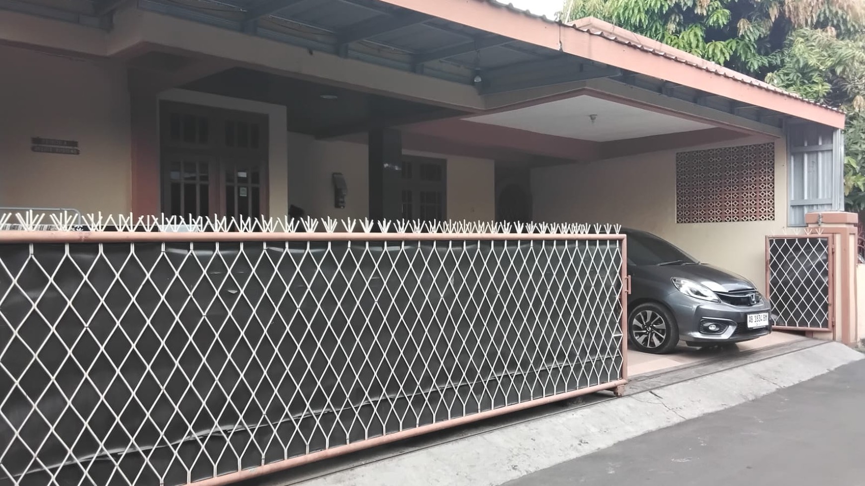 Rumah Hitung Tanah Area Cipete