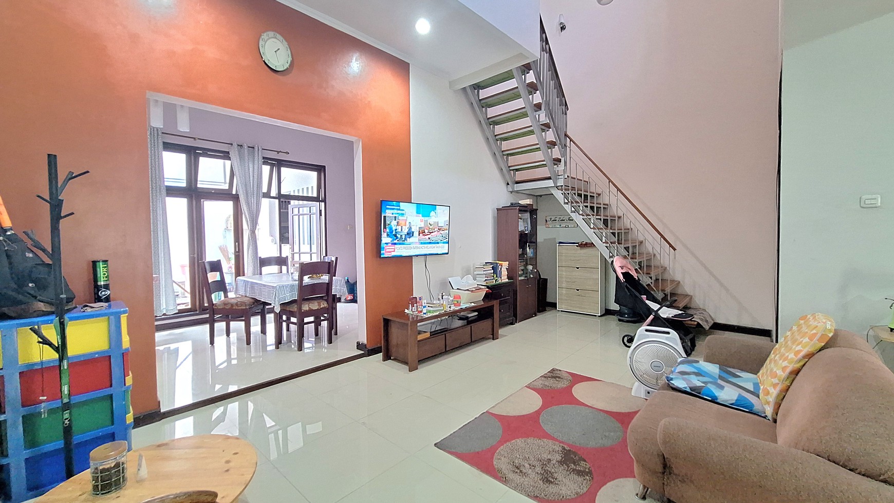 Rumah Villa Melati Mas Serpong Tangerang Selatan, Sudah Renov, Ceiling Tinggi, Taman Asri, Row Jalan Lebar