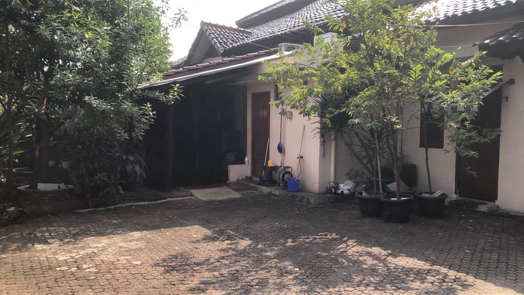 DIJUAL RUMAH INDUK DAN KOST  DEPLU RAYA PONDOK PINANG DEKAT PONDOK INDAH