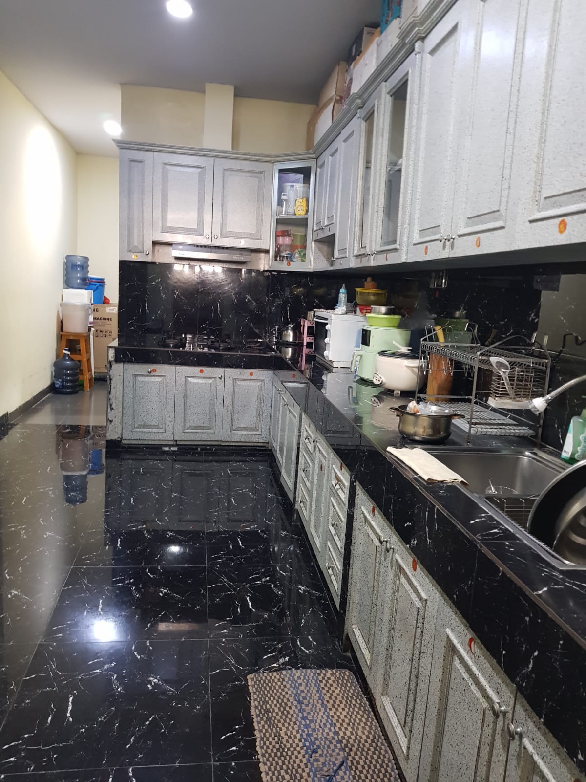 Dijual Rumah Villa Taman Meruya Jakarta Barat 