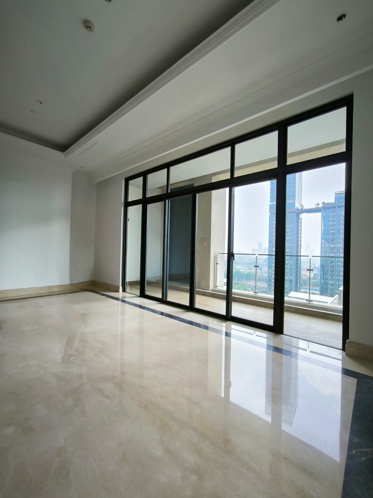 APARTEMEN LE PARC THAMRIN DIJUAL JAKARTA PUSAT