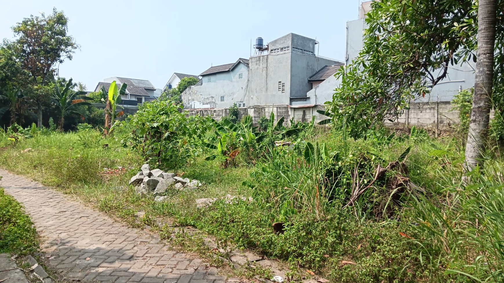 Tanah Kavling kosong Cocok untuk dibuat Cluster di Parigi Pondok Aren Bintaro  