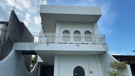 Rumah Baru 3 Lantai Lokasi Daerah Sidomulyo Godean Sleman Yogyakarta