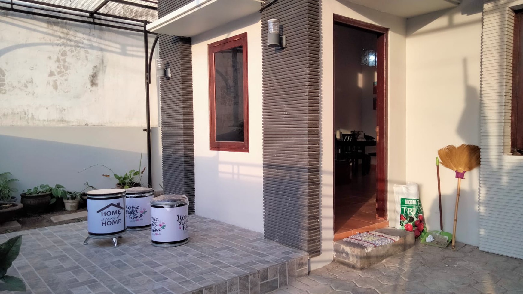 Rumah Tinggal Furnish Dalam Perum Citra Garden Dekat Jl Magelang Yogyakarta 