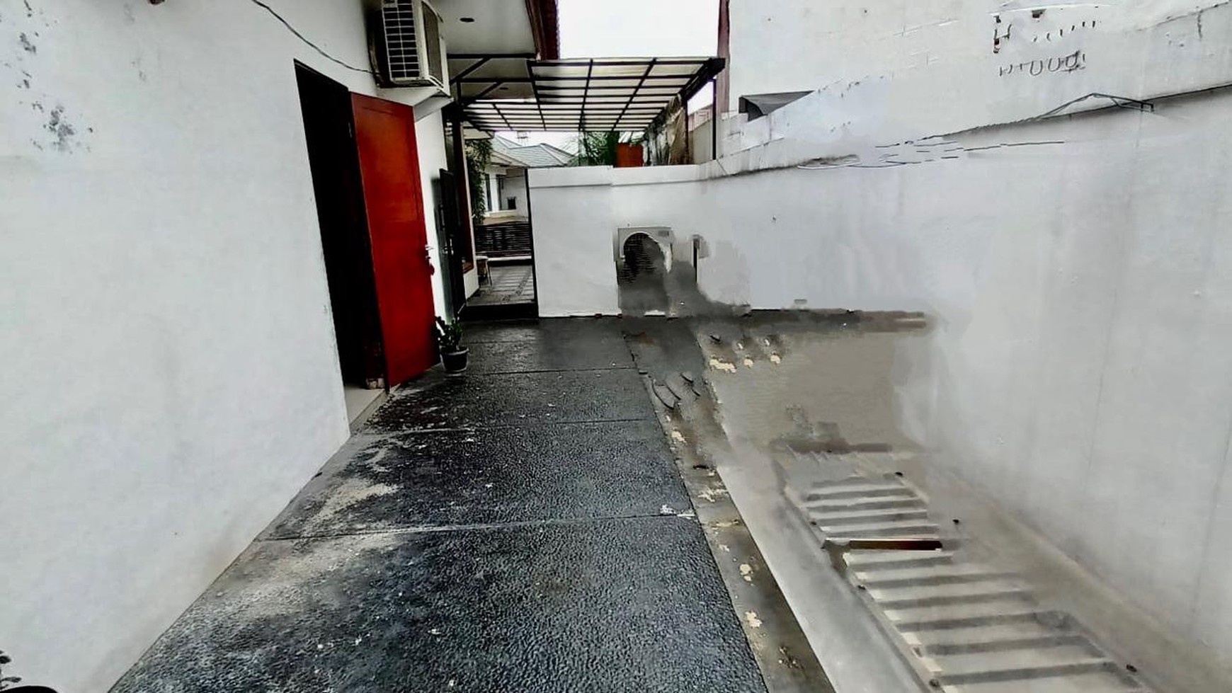 Rumah Hitung Tanah Area Cipete