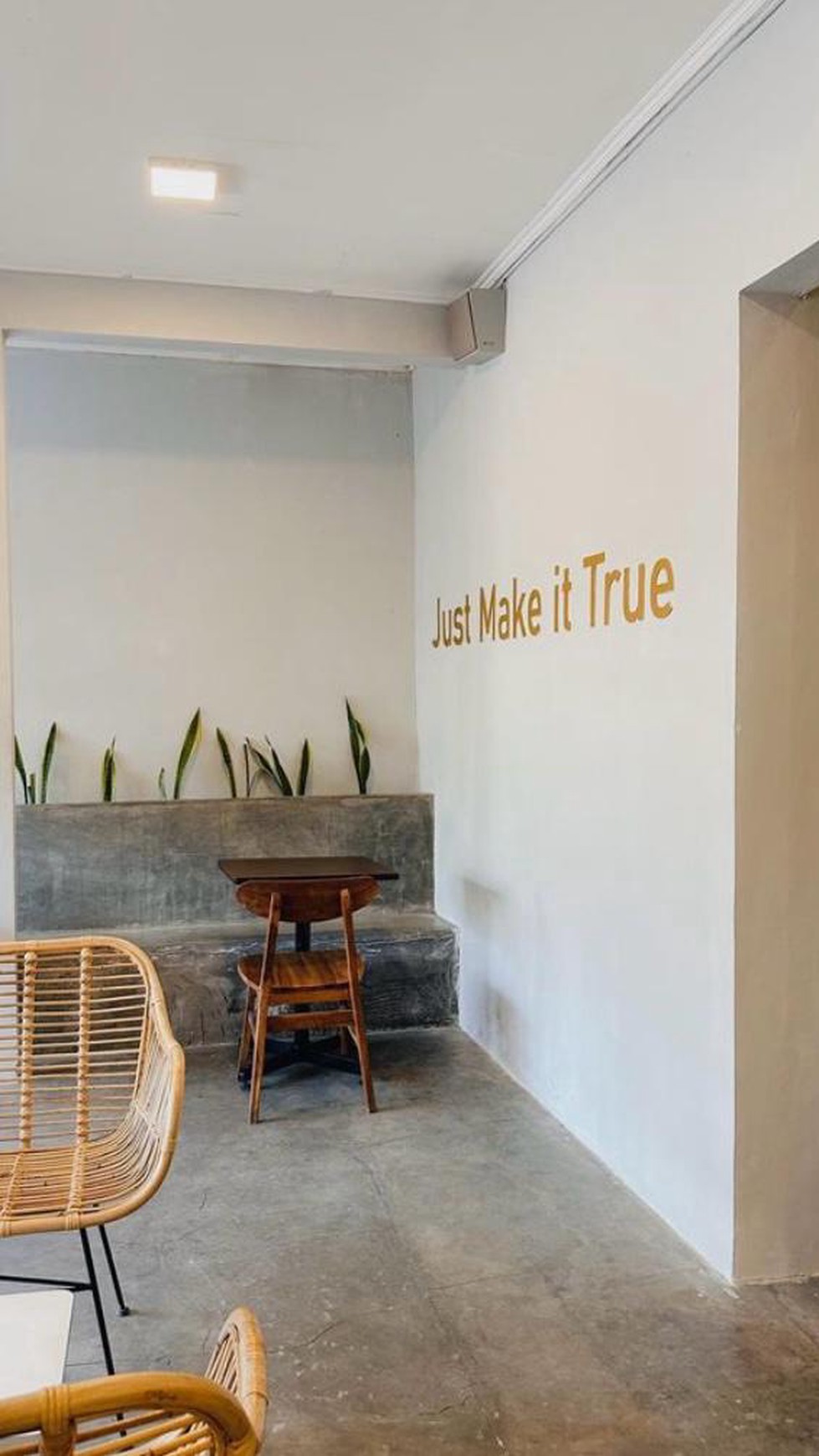 Rumah dekat stts KA Pd Ranji dan pasar tradisional sek 2 Bintaro TangSel...