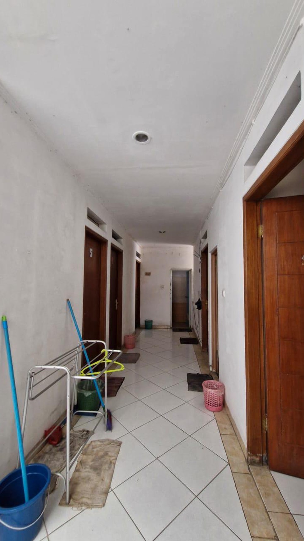 Di Jual Rumah tenang ada kost di lokasi strategis  Jl Hanglekir VI Gunung Jakarta Selatan