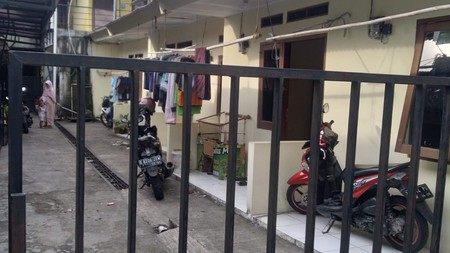 Kontrakan 6 Pintu di Perigi -  Pondok Aren