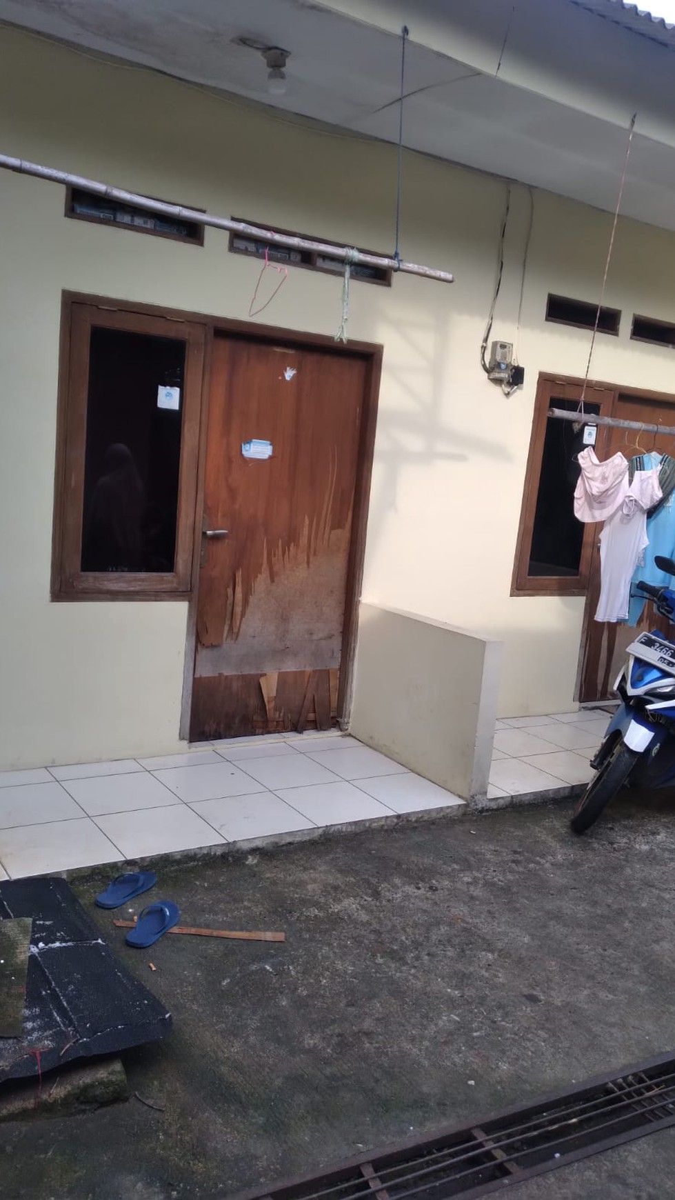 Kontrakan 6 Pintu di Perigi -  Pondok Aren