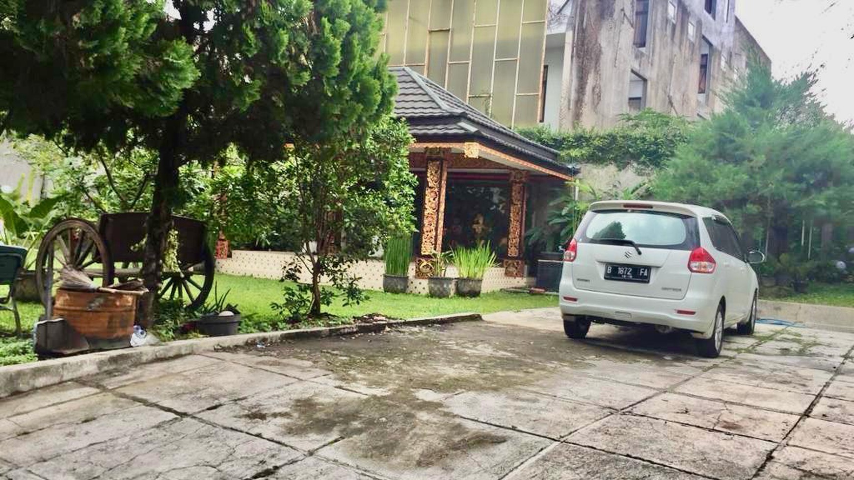 Rumah Bagus Di Jl Sarikaso Pasteur Bandung Jawa Barat