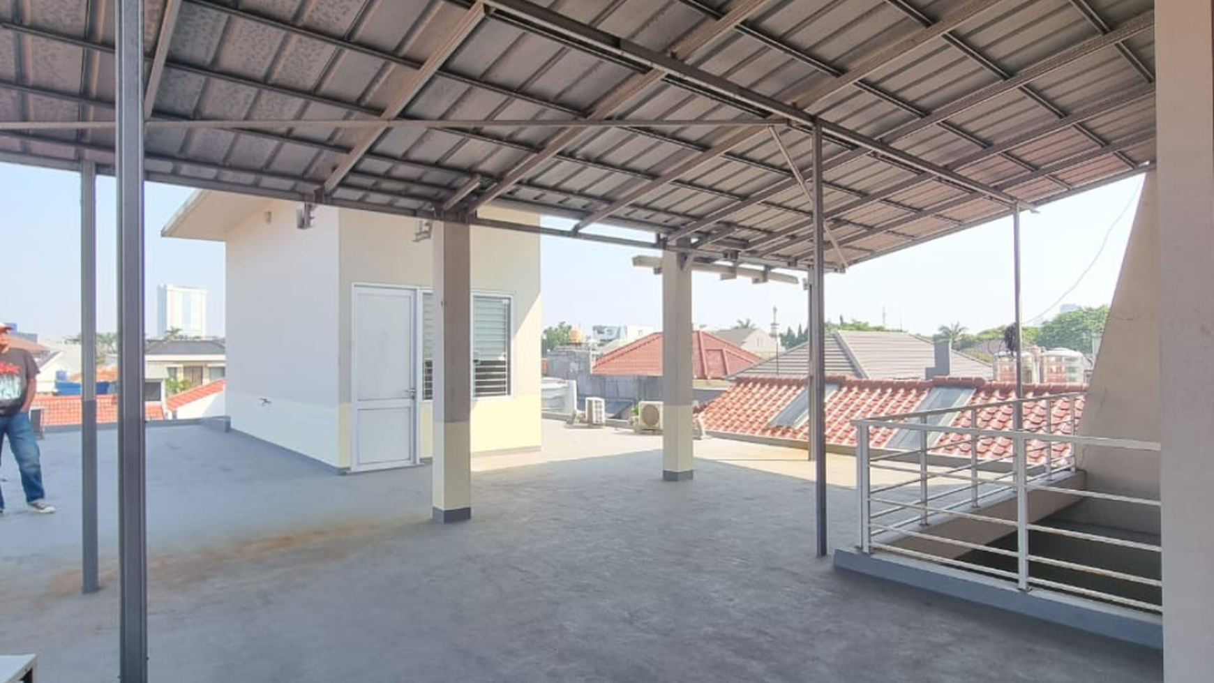 Rumah Hitung Tanah Area Cipete