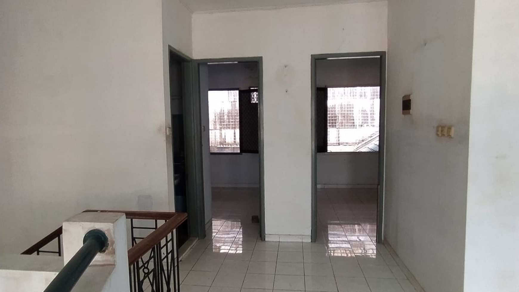 Rumah 2 lantai  unfurnished, Nego  di Taman Grisendra  Kapuk Muara 