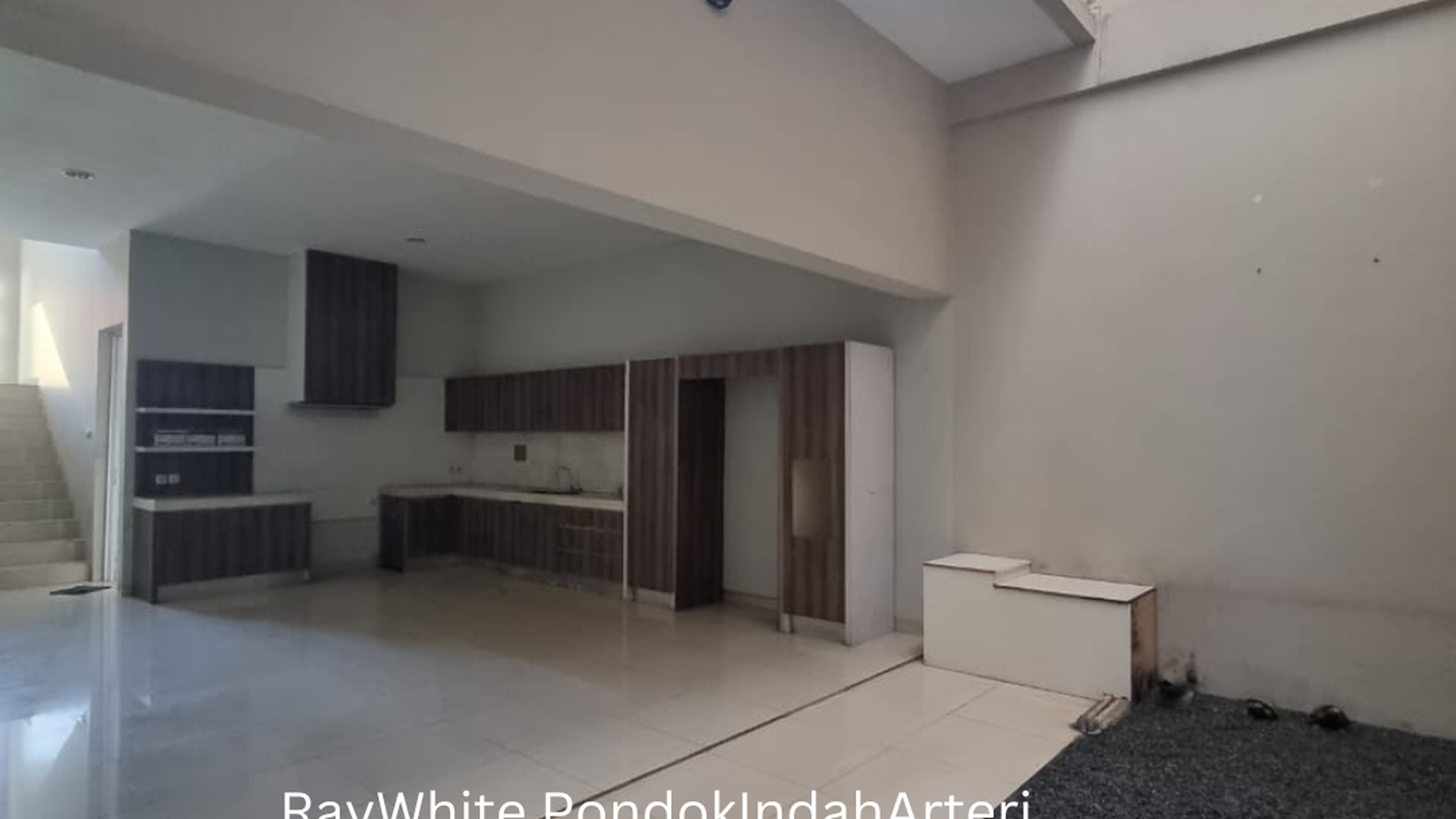 Rumah nyaman terawat Pondok Indah