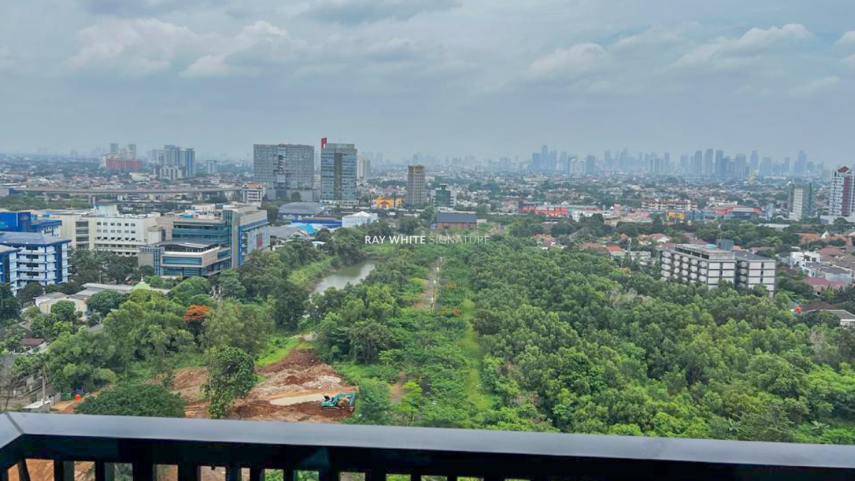 Rumah Hitung Tanah Area Cipete