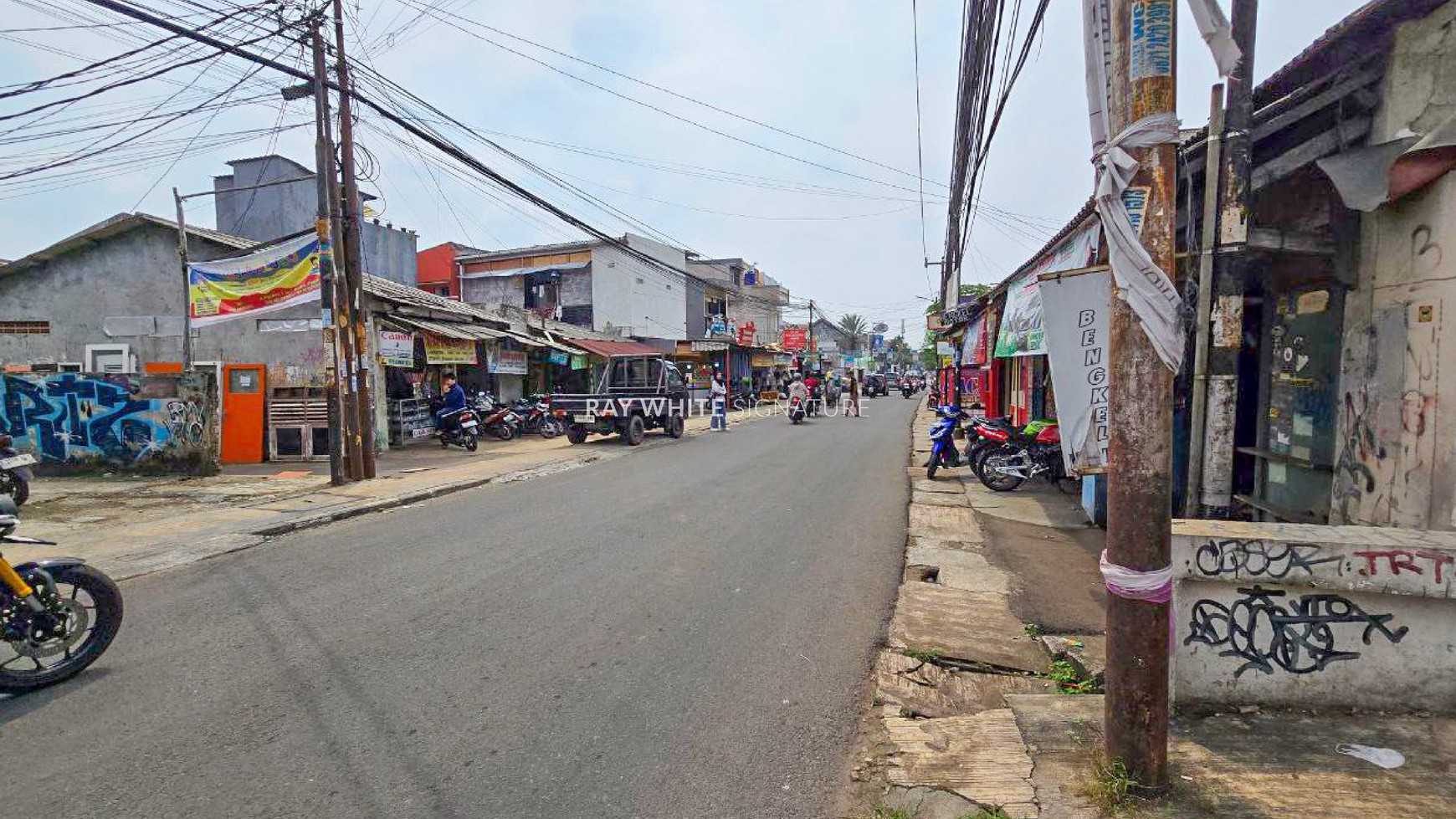 Rumah Hitung Tanah Area Cipete