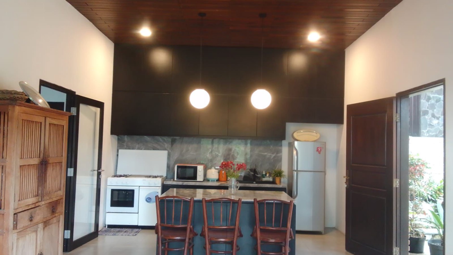 Rumah Hitung Tanah Area Cipete