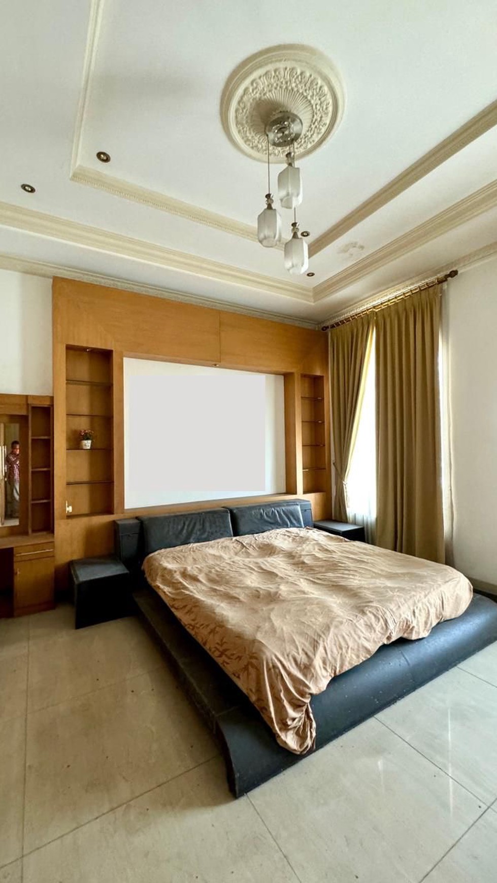 Rumah Hitung Tanah Area Cipete