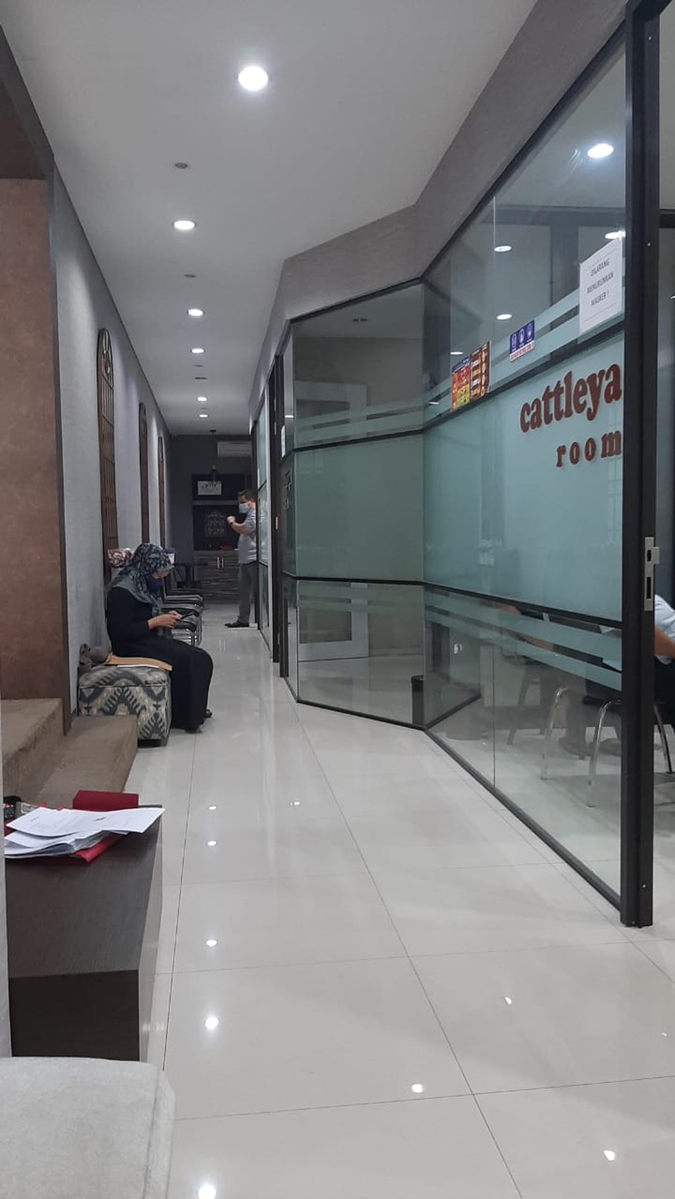 Rumah Sudut Siap Huni dan Minimalis Modern @Ciputat